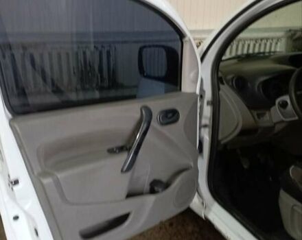 Рено Кенгу 2008 в Путиле на Automoto.ua Белый Рено Кенгу, объемом двигателя 1.5 л и пробегом 155 тыс. км за 5200 $, фото 11 на Automoto.ua