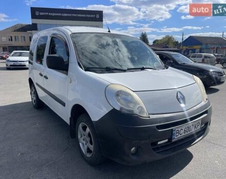 Белый Рено Кенгу, объемом двигателя 1.46 л и пробегом 209 тыс. км за 4900 $, фото 13 на Automoto.ua