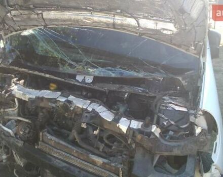 Білий Рено Кєнгу, об'ємом двигуна 1.5 л та пробігом 447 тис. км за 1930 $, фото 4 на Automoto.ua
