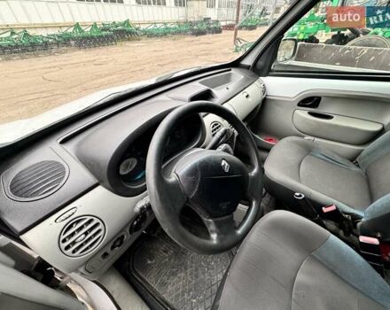 Белый Рено Кенгу, объемом двигателя 1.46 л и пробегом 350 тыс. км за 3700 $, фото 4 на Automoto.ua