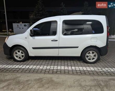 Белый Рено Кенгу, объемом двигателя 1.5 л и пробегом 441 тыс. км за 5600 $, фото 2 на Automoto.ua