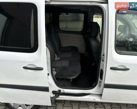 Білий Рено Кєнгу, об'ємом двигуна 1.5 л та пробігом 300 тис. км за 5500 $, фото 8 на Automoto.ua