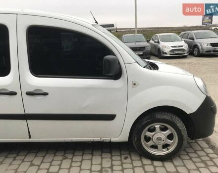 Белый Рено Кенгу, объемом двигателя 1.5 л и пробегом 441 тыс. км за 5990 $, фото 3 на Automoto.ua