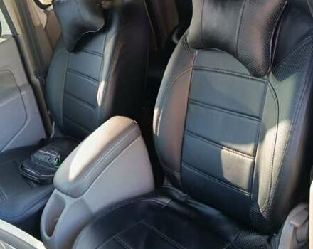 Рено Кенгу 2008 в Киеве на Automoto.ua Белый Рено Кенгу, объемом двигателя 1.5 л и пробегом 280 тыс. км за 6000 $, фото 6 на Automoto.ua