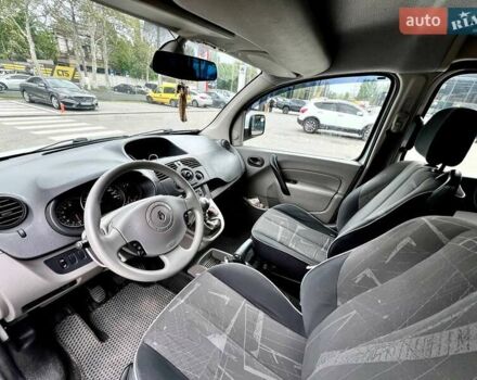 Білий Рено Кєнгу, об'ємом двигуна 1.46 л та пробігом 181 тис. км за 7199 $, фото 17 на Automoto.ua