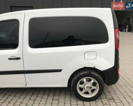 Белый Рено Кенгу, объемом двигателя 1.5 л и пробегом 441 тыс. км за 5990 $, фото 8 на Automoto.ua