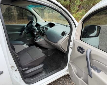 Белый Рено Кенгу, объемом двигателя 1.5 л и пробегом 216 тыс. км за 4950 $, фото 11 на Automoto.ua