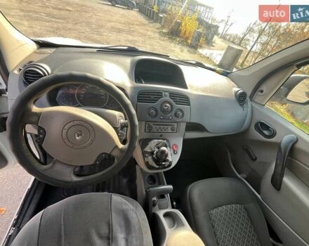 Білий Рено Кєнгу, об'ємом двигуна 1.5 л та пробігом 392 тис. км за 4950 $, фото 10 на Automoto.ua