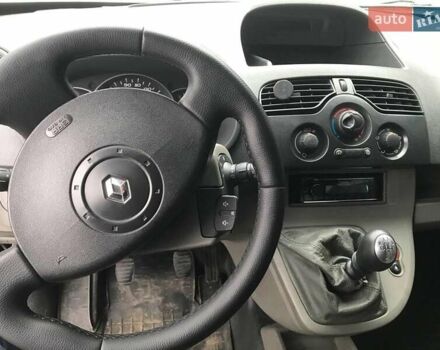 Белый Рено Кенгу, объемом двигателя 1.5 л и пробегом 441 тыс. км за 5990 $, фото 12 на Automoto.ua