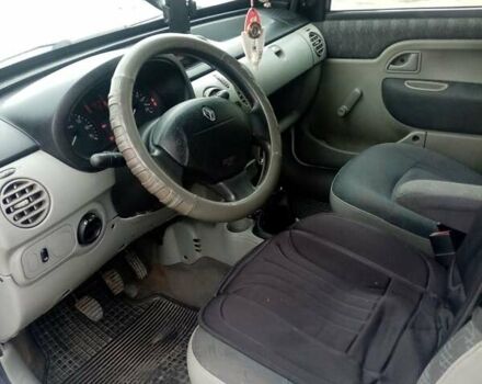 Белый Рено Кенгу, объемом двигателя 1.5 л и пробегом 201 тыс. км за 4600 $, фото 3 на Automoto.ua