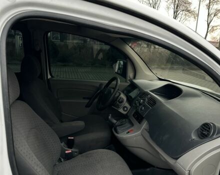 Белый Рено Кенгу, объемом двигателя 1.5 л и пробегом 270 тыс. км за 3550 $, фото 7 на Automoto.ua