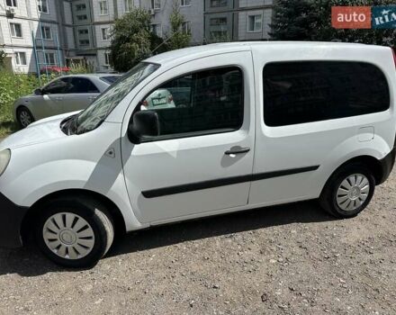 Белый Рено Кенгу, объемом двигателя 1.46 л и пробегом 300 тыс. км за 4750 $, фото 12 на Automoto.ua