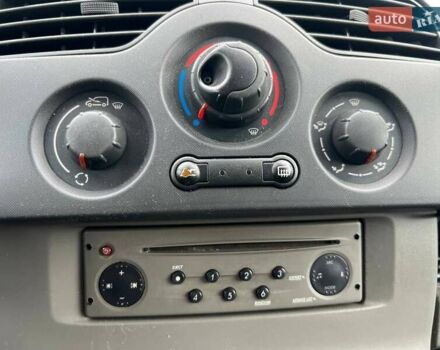 Білий Рено Кєнгу, об'ємом двигуна 1.46 л та пробігом 181 тис. км за 7199 $, фото 20 на Automoto.ua