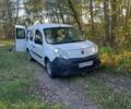 Белый Рено Кенгу, объемом двигателя 1.46 л и пробегом 300 тыс. км за 5600 $, фото 1 на Automoto.ua