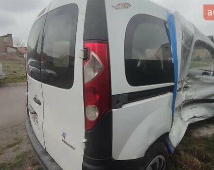 Білий Рено Кєнгу, об'ємом двигуна 1.5 л та пробігом 300 тис. км за 2850 $, фото 5 на Automoto.ua