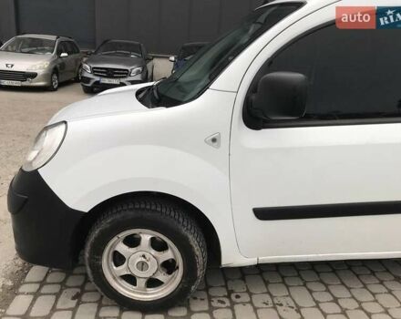 Белый Рено Кенгу, объемом двигателя 1.5 л и пробегом 441 тыс. км за 5990 $, фото 10 на Automoto.ua