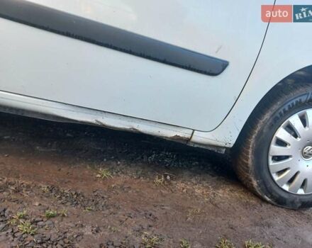 Белый Рено Кенгу, объемом двигателя 1.46 л и пробегом 380 тыс. км за 4500 $, фото 14 на Automoto.ua