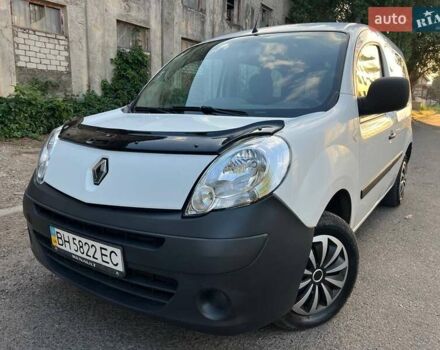 Белый Рено Кенгу, объемом двигателя 1.5 л и пробегом 185 тыс. км за 5200 $, фото 1 на Automoto.ua