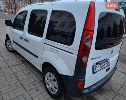 Белый Рено Кенгу, объемом двигателя 1.5 л и пробегом 375 тыс. км за 8000 $, фото 16 на Automoto.ua