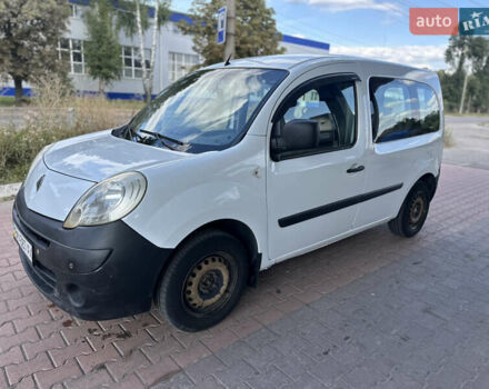 Белый Рено Кенгу, объемом двигателя 1.5 л и пробегом 295 тыс. км за 4900 $, фото 2 на Automoto.ua