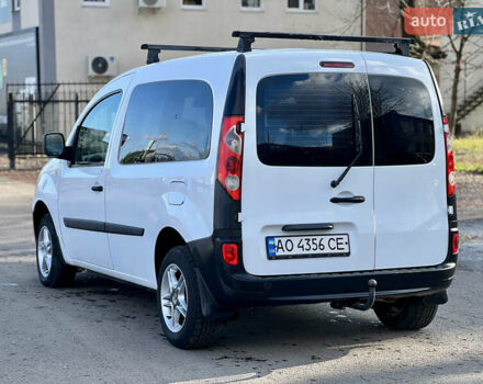 Белый Рено Кенгу, объемом двигателя 1.46 л и пробегом 278 тыс. км за 4900 $, фото 3 на Automoto.ua