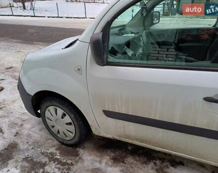 Белый Рено Кенгу, объемом двигателя 1.5 л и пробегом 285 тыс. км за 4999 $, фото 5 на Automoto.ua
