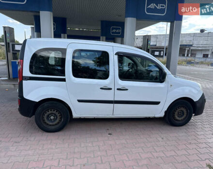 Белый Рено Кенгу, объемом двигателя 1.5 л и пробегом 295 тыс. км за 4900 $, фото 7 на Automoto.ua
