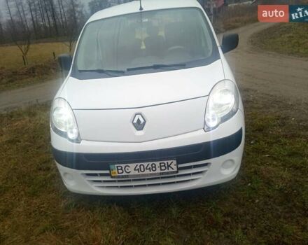 Белый Рено Кенгу, объемом двигателя 1.5 л и пробегом 238 тыс. км за 5500 $, фото 15 на Automoto.ua