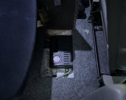 Белый Рено Кенгу, объемом двигателя 1.46 л и пробегом 110 тыс. км за 7800 $, фото 19 на Automoto.ua