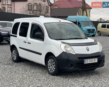 Белый Рено Кенгу, объемом двигателя 1.46 л и пробегом 246 тыс. км за 5850 $, фото 2 на Automoto.ua