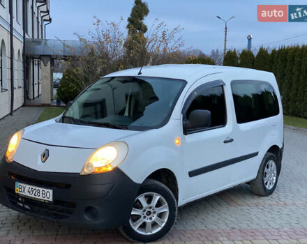 Белый Рено Кенгу, объемом двигателя 1.5 л и пробегом 270 тыс. км за 4599 $, фото 1 на Automoto.ua