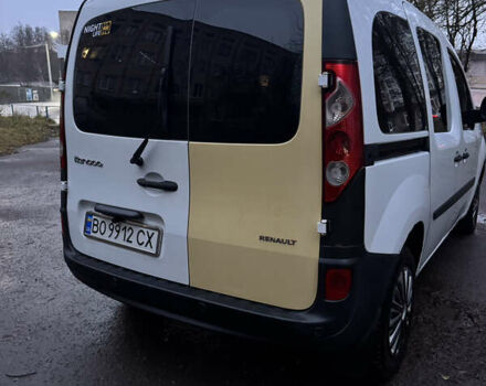 Белый Рено Кенгу, объемом двигателя 1.46 л и пробегом 110 тыс. км за 7800 $, фото 4 на Automoto.ua