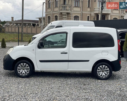 Белый Рено Кенгу, объемом двигателя 1.46 л и пробегом 246 тыс. км за 5850 $, фото 9 на Automoto.ua