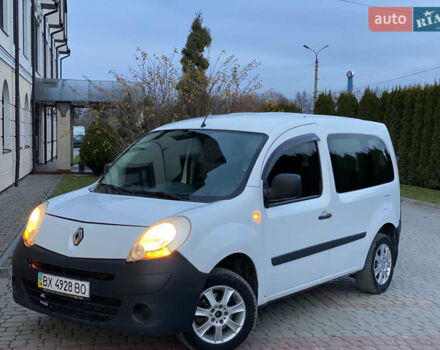 Белый Рено Кенгу, объемом двигателя 1.5 л и пробегом 270 тыс. км за 4599 $, фото 13 на Automoto.ua