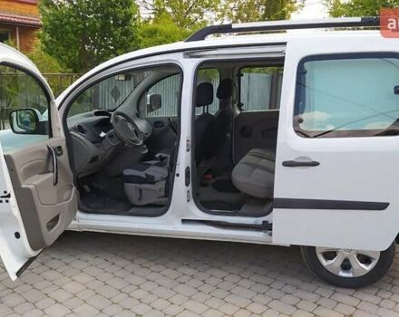 Белый Рено Кенгу, объемом двигателя 1.6 л и пробегом 228 тыс. км за 6500 $, фото 5 на Automoto.ua