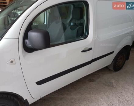 Белый Рено Кенгу, объемом двигателя 1.46 л и пробегом 250 тыс. км за 6000 $, фото 3 на Automoto.ua