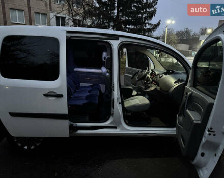 Белый Рено Кенгу, объемом двигателя 1.46 л и пробегом 110 тыс. км за 7800 $, фото 17 на Automoto.ua