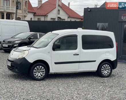 Белый Рено Кенгу, объемом двигателя 1.46 л и пробегом 246 тыс. км за 5850 $, фото 10 на Automoto.ua