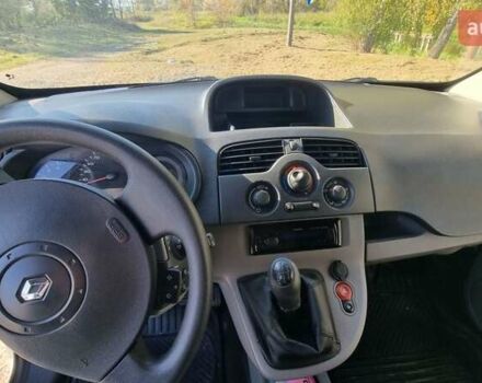 Белый Рено Кенгу, объемом двигателя 1.5 л и пробегом 281 тыс. км за 6300 $, фото 12 на Automoto.ua