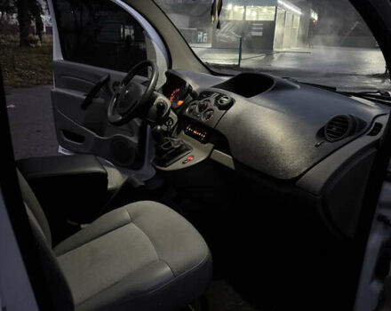 Белый Рено Кенгу, объемом двигателя 1.46 л и пробегом 110 тыс. км за 7800 $, фото 15 на Automoto.ua