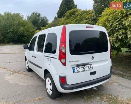 Белый Рено Кенгу, объемом двигателя 1.5 л и пробегом 220 тыс. км за 6800 $, фото 9 на Automoto.ua