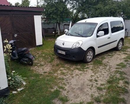 Белый Рено Кенгу, объемом двигателя 1.46 л и пробегом 280 тыс. км за 5800 $, фото 1 на Automoto.ua