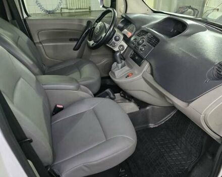 Белый Рено Кенгу, объемом двигателя 1.5 л и пробегом 399 тыс. км за 4800 $, фото 4 на Automoto.ua