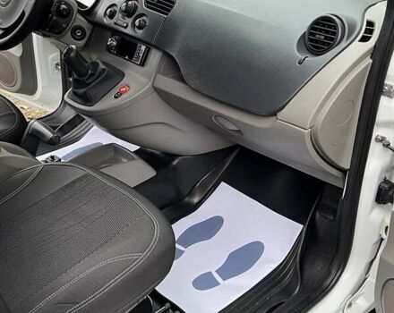 Білий Рено Кєнгу, об'ємом двигуна 1.46 л та пробігом 280 тис. км за 5250 $, фото 27 на Automoto.ua