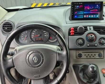 Белый Рено Кенгу, объемом двигателя 1.5 л и пробегом 172 тыс. км за 7500 $, фото 10 на Automoto.ua