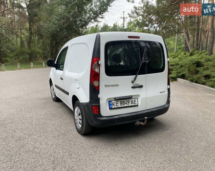 Белый Рено Кенгу, объемом двигателя 1.46 л и пробегом 160 тыс. км за 3999 $, фото 4 на Automoto.ua