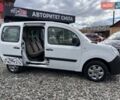 Белый Рено Кенгу, объемом двигателя 1.5 л и пробегом 288 тыс. км за 6400 $, фото 3 на Automoto.ua