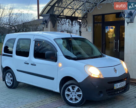 Белый Рено Кенгу, объемом двигателя 1.5 л и пробегом 270 тыс. км за 4599 $, фото 15 на Automoto.ua