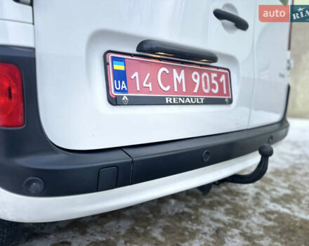 Білий Рено Кєнгу, об'ємом двигуна 1.5 л та пробігом 220 тис. км за 7400 $, фото 15 на Automoto.ua