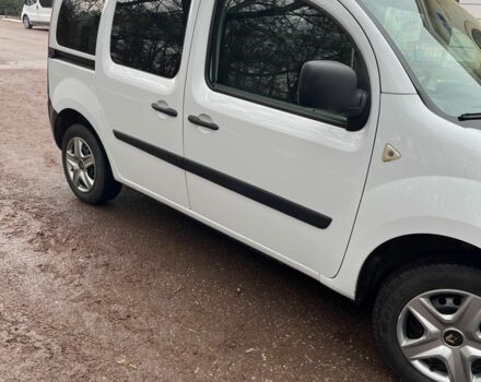 Белый Рено Кенгу, объемом двигателя 1.5 л и пробегом 330 тыс. км за 5600 $, фото 5 на Automoto.ua